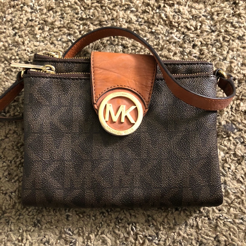 Michael Kors cross body